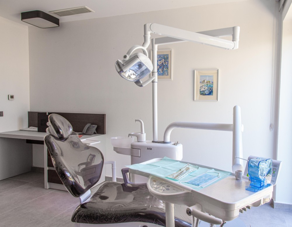Luwi Dental Clinic - Image 1